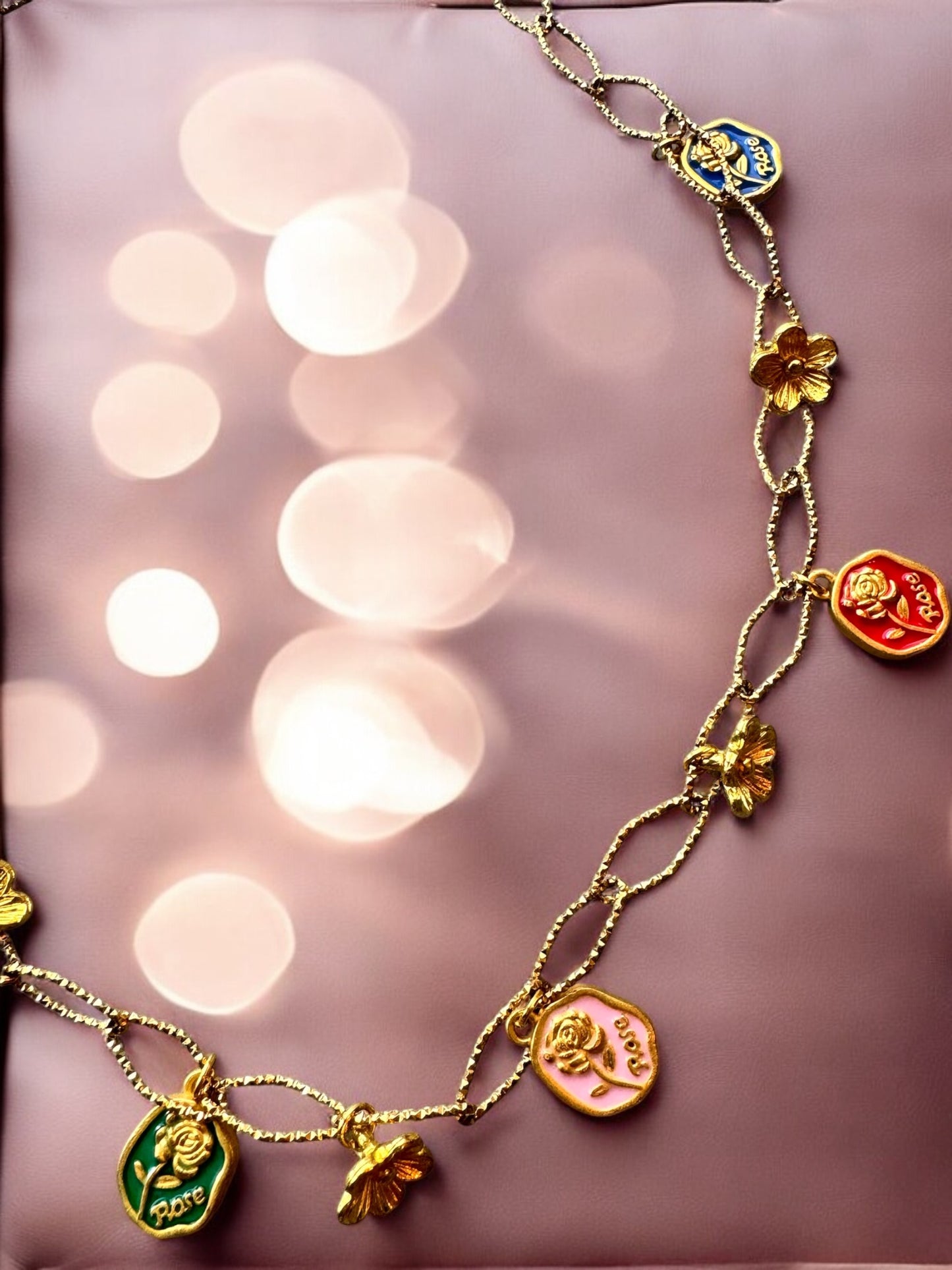 COLLIER JULIA
