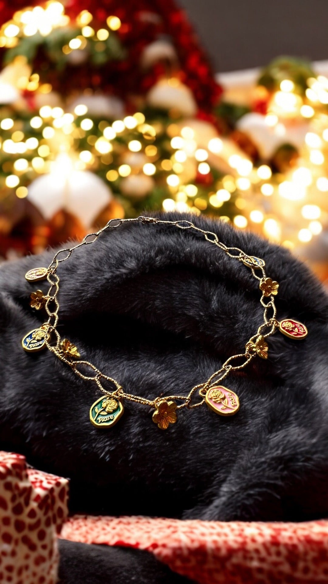 COLLIER JULIA