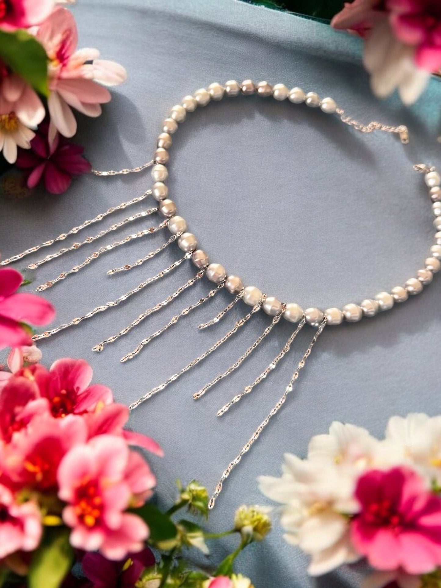 COLLIER CHARLINE