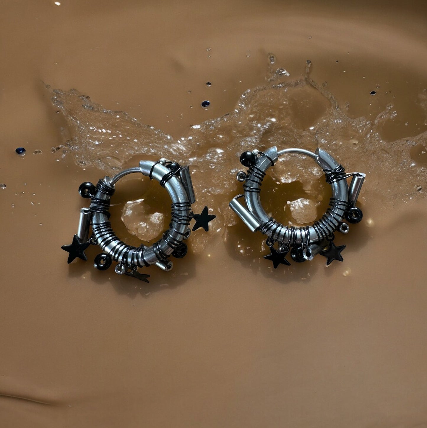 BOUCLES D'OREILLES CREOLES BLACK ROCK