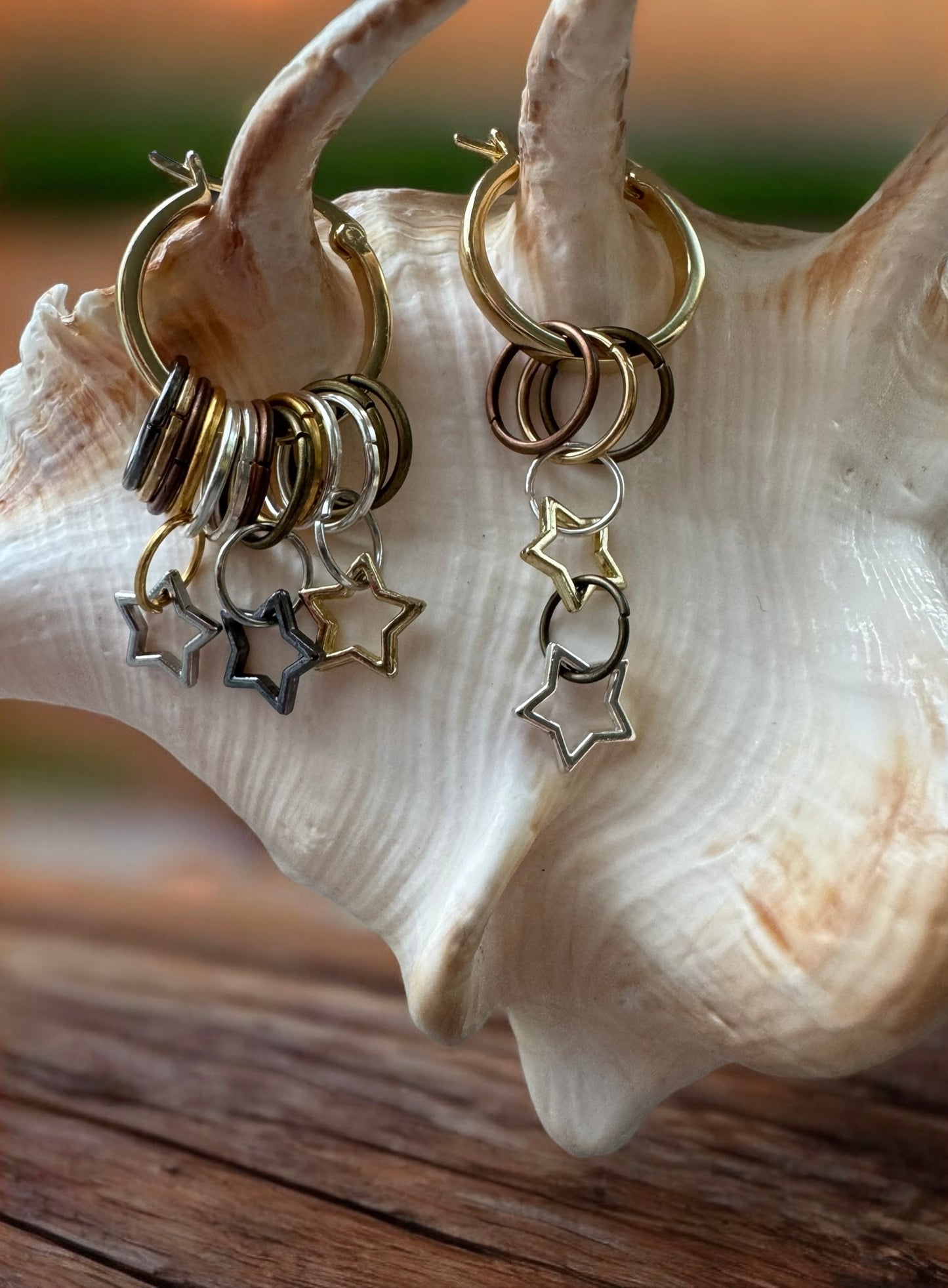 BOUCLES D'OREILLES CREOLES STARS