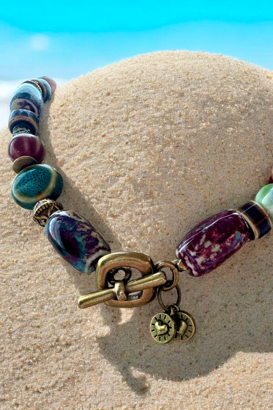 COLLIER BARBARA